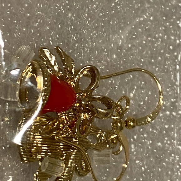 Christmas Dangle pierced earring lot - Picture 9 of 9